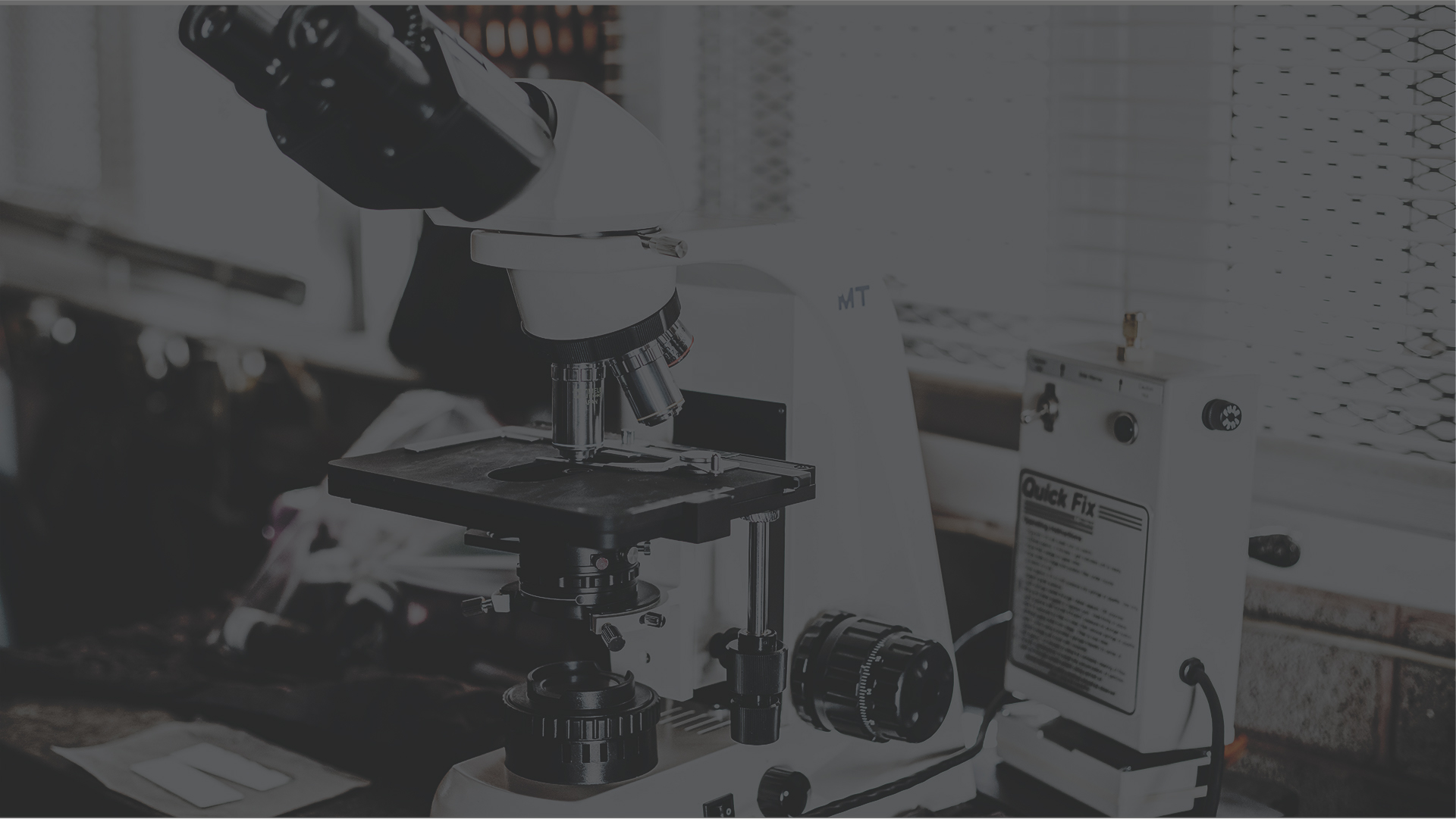 Cell Analysis, Sorting & Monoclonal Plating Device